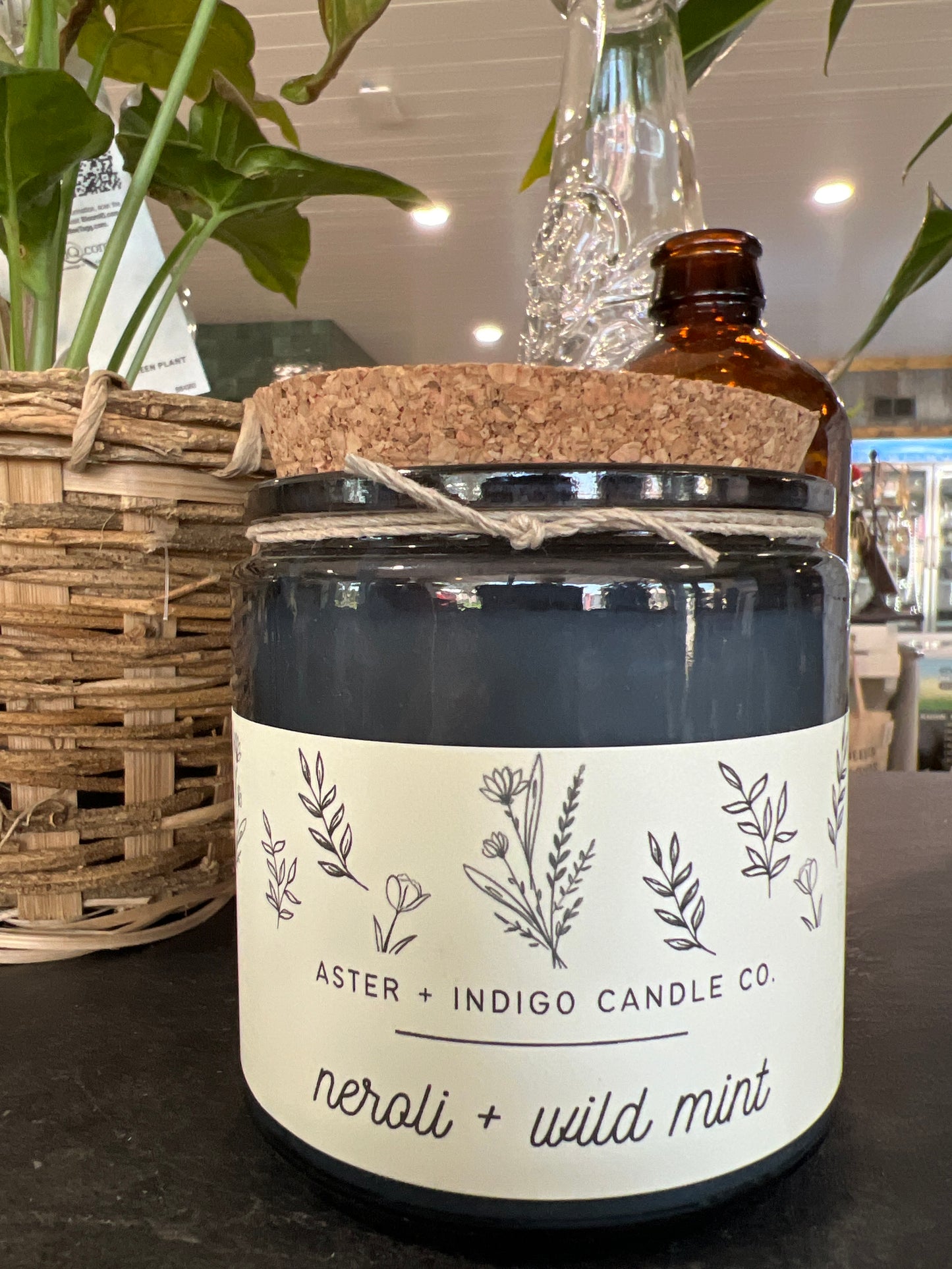 A + I Neroli + Wild Mint Candle