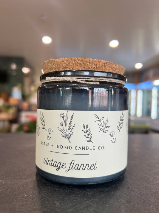 A+ I Candles- Vintage Flannel