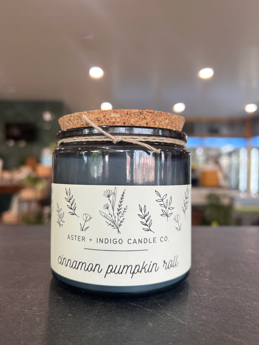 A+ I Candles- Cinnamon Pumpkin Roll